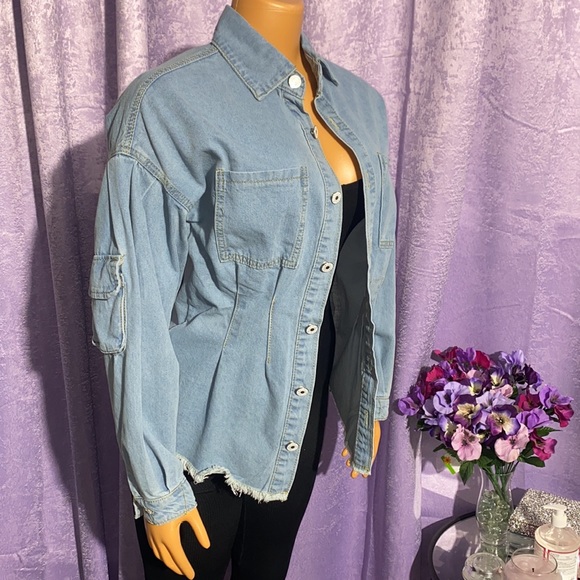 Stylish Jean Jacket - Picture 8 of 10